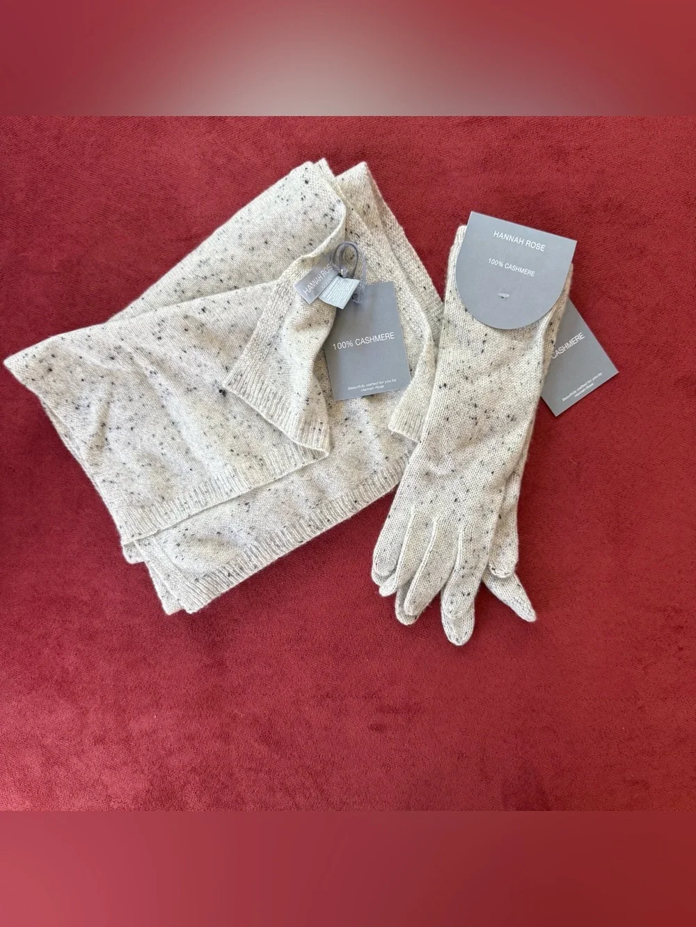 Hannah Rose 100% Cashmere Scarf & Smart Phone Texting Gloves Set Cream Speckled
